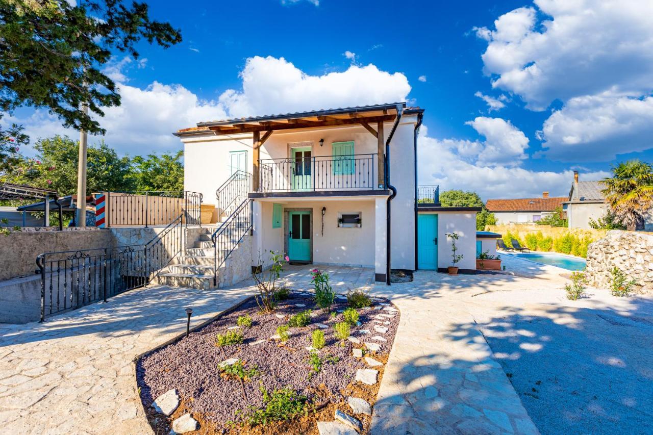 Paesana Heritage House Garica ภายนอก รูปภาพ